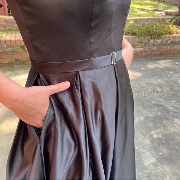 Custom Made Gothic Ballgown Alternative Wedding Dress - Lace Up Corset & Slit - Picture 7 of 17